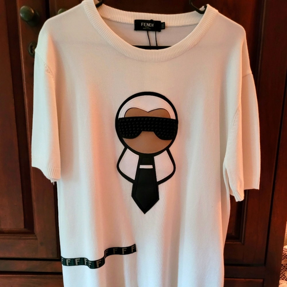 "RARE FIND"  FENDI , LIGHT WEIGHT SWEATER , CREAM BLACK IN COLOR ,
